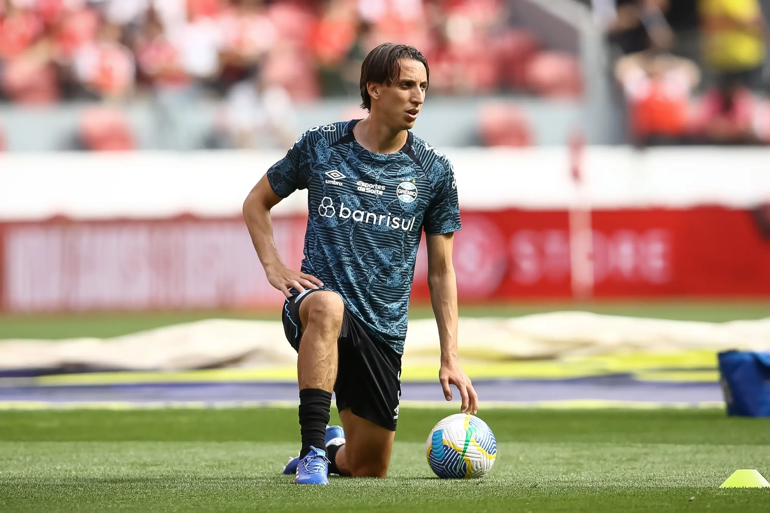 Pedro Geromel no Grêmio: Uma Carreira de Glórias