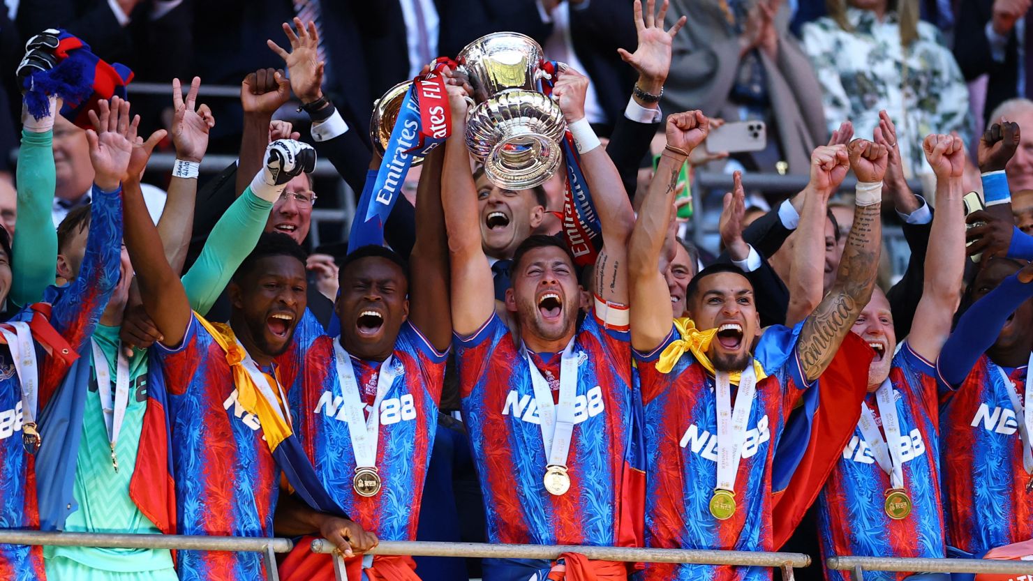 Crystal Palace conquista seu primeiro título com vitória na FA Cup